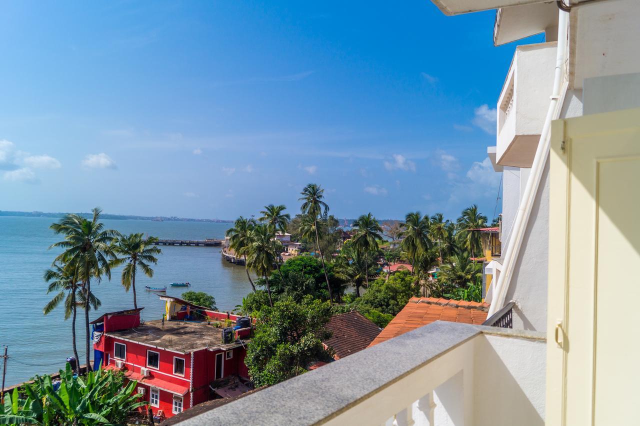 Zuariview Guest House โดนาเปาลา ภายนอก รูปภาพ