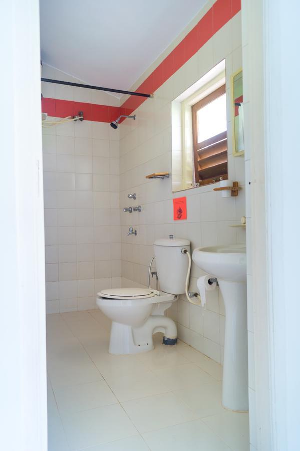 Zuariview Guest House โดนาเปาลา ภายนอก รูปภาพ